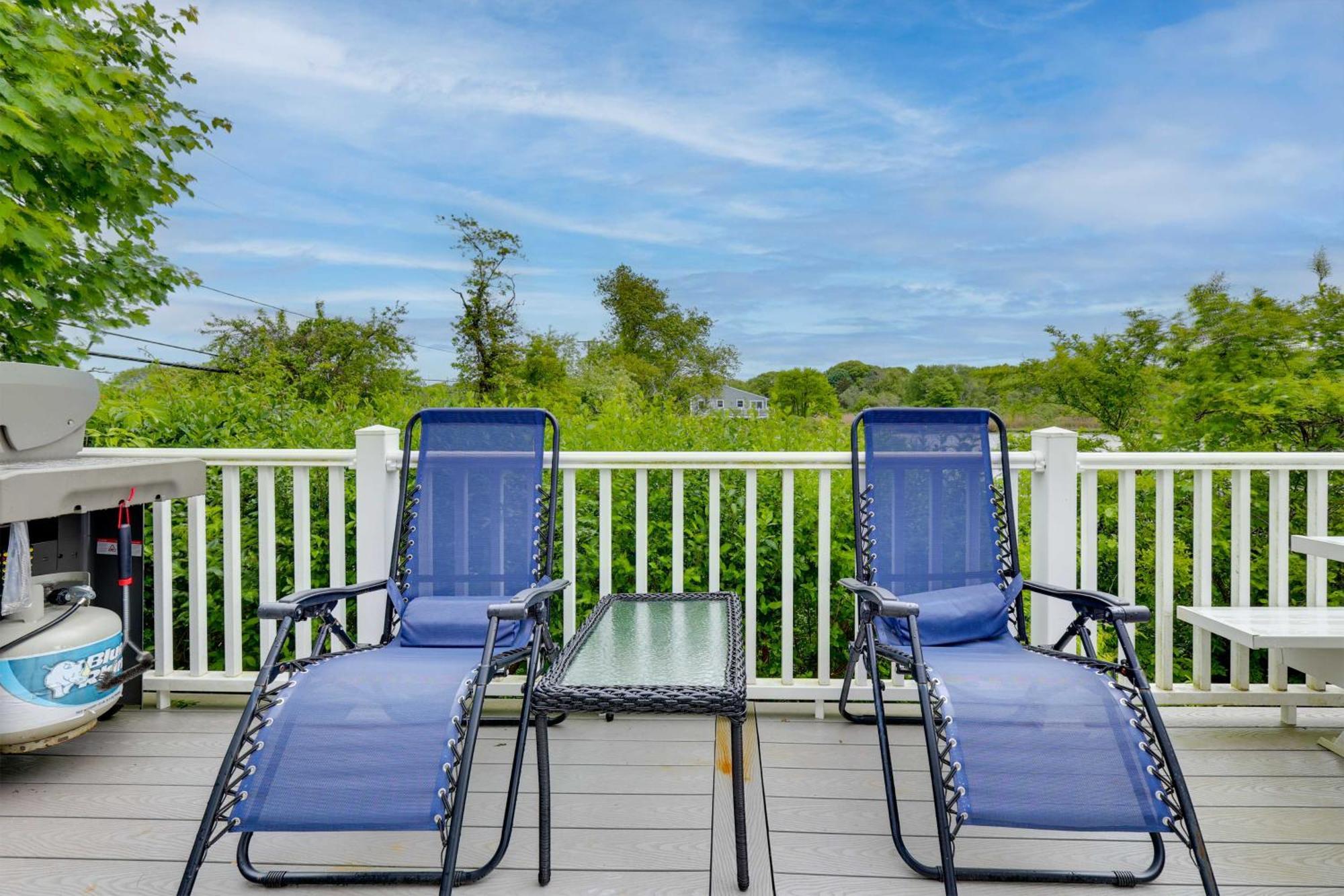 Cozy Narragansett Cottage With Dock And Outdoor Shower Luaran gambar